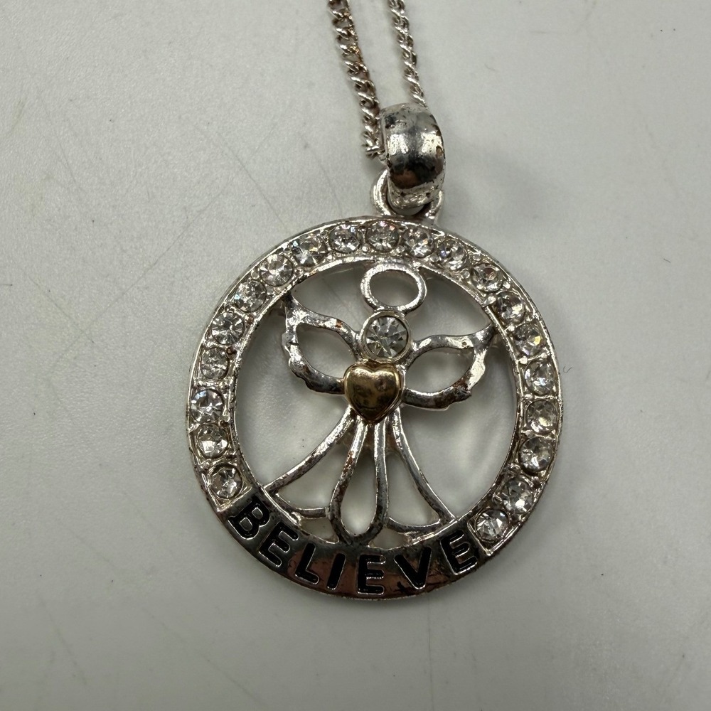 Believe Angel Heart‎ Rhinestone Circle Pendant Necklace Silver Tone 18-20 Inch
